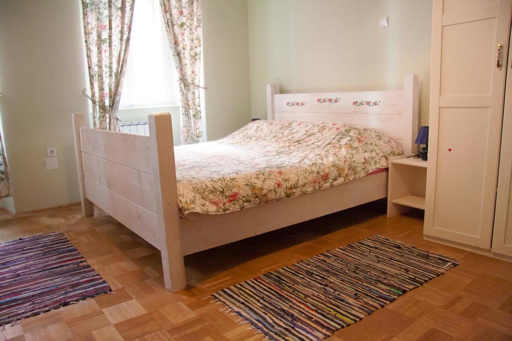 Bascarsija Apartments & Rooms Μαριμπόρ Δωμάτιο φωτογραφία